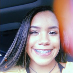 Meet your Posher, Izabella